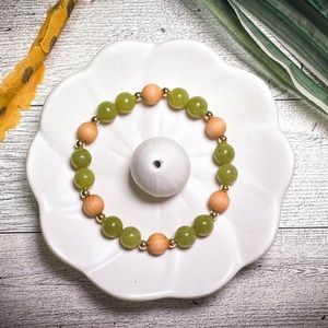 Calm & Peace | Green Jade & Sandalwood Aromatherapy Bracelet